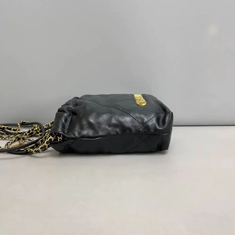 CHANEL brand color